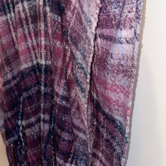 🌹NWT/ WOOLRICH OPEN PURPLE PLAID PONCHO - Picture 5 of 6